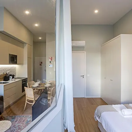 31 Janeiro 157 - Stylish 1br W/ Ac & Balcony By Lovelystay Porto