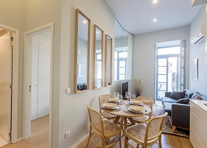 31 Janeiro 157 - Stylish 1br W/ Ac & Balcony By Lovelystay *