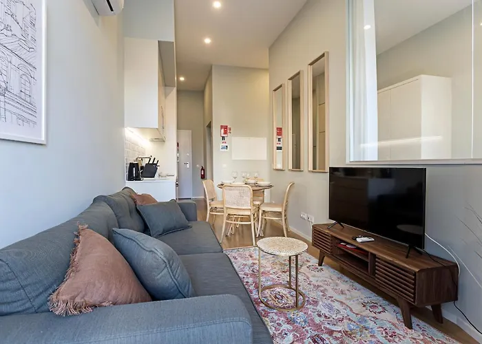 31 Janeiro 157 - Stylish 1br W/ Ac & Balcony By Lovelystay * Oporto